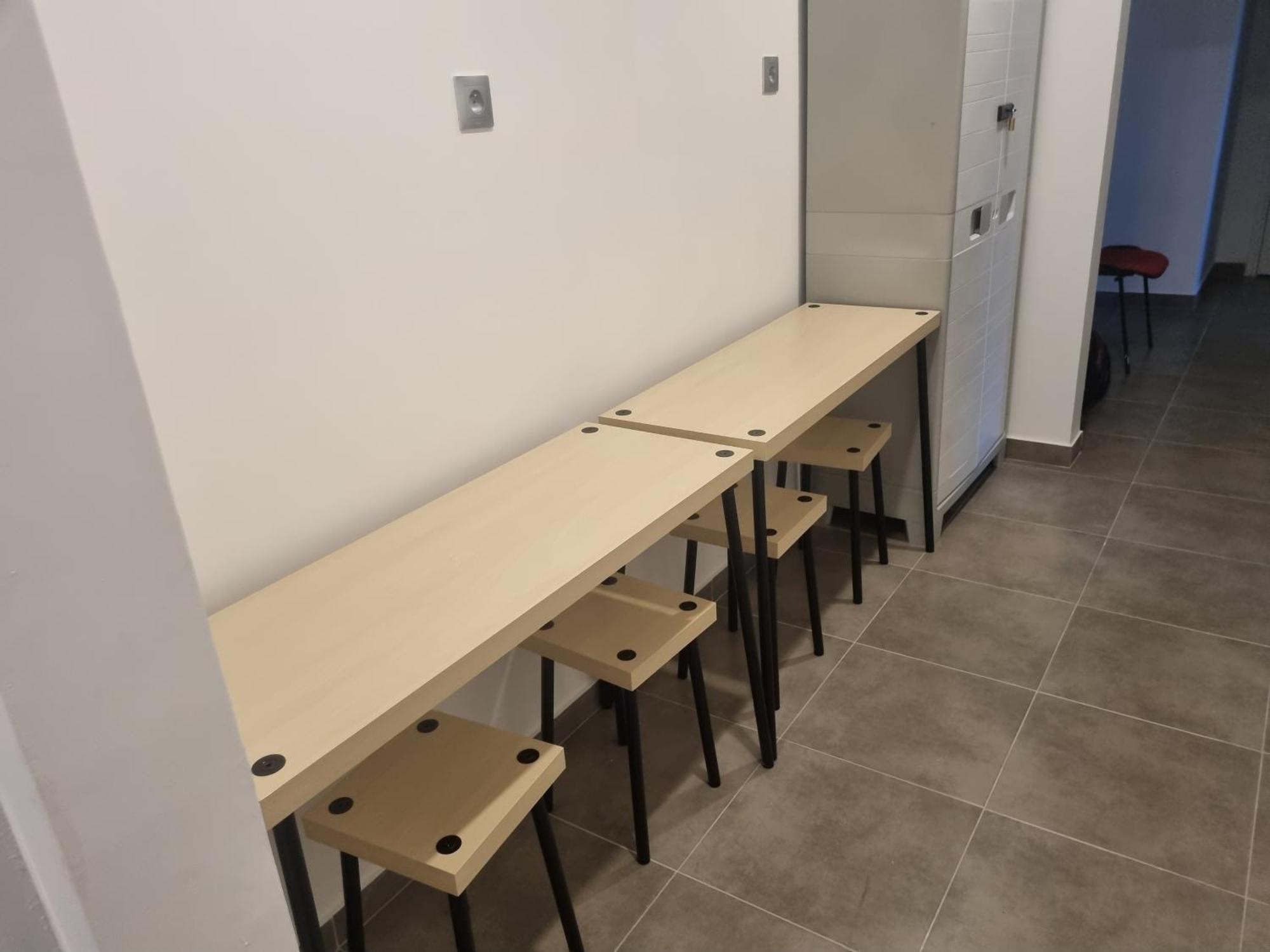 Chambre Privative Renove 2024, Climatisation, Tramway Sur Place , 12 Min Centre, 16 Min Plage, Apercu Lateral Mer, 2 Wc Avec 2 Salle De Bain, Private Room Renovated 2024, Air-Conditioned , Tram On Spot, 2 Toilets And 2 Bathrooms Ніцца Екстер'єр фото
